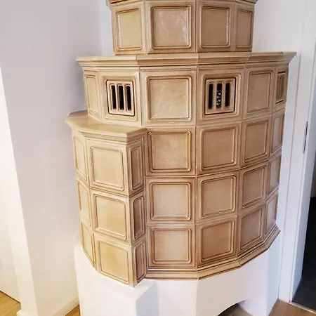 Apartment Fewo,zentral,ruhig Und 30 Minuten Nach Muenchen